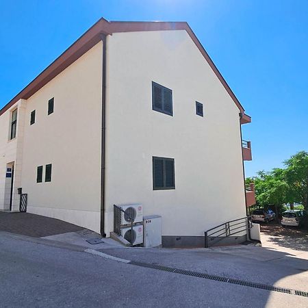 Apartments Vukovic Vanja Makarska Exterior foto